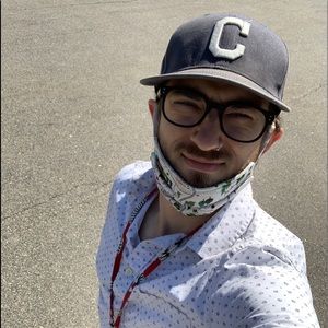 Meet your Posher, Elliot